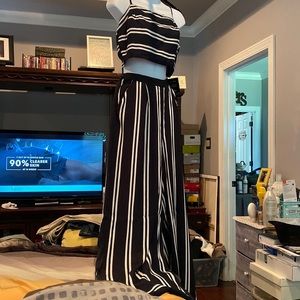 NWT. Black and white stripped two piece set
